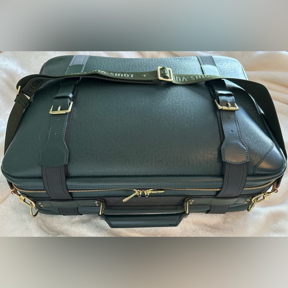 Louis Vuitton Vintage Green Taiga Leather Suitcase